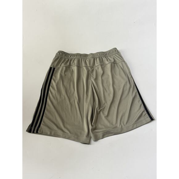 Adidas Mens Shorts Athletic Sportswear ZIPPERED Pockets Size Large Athleisure - Picture 2 of 10